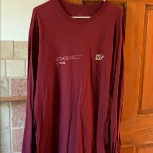 Maroon long sleeve men’s shirt